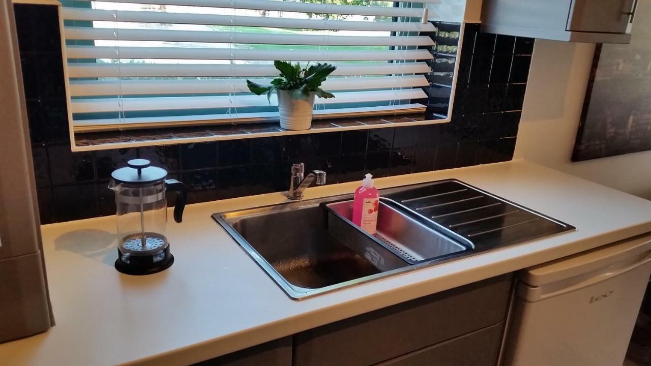 New Contemporary Flat Minutes From Airport & Nec Daire Marston Green Dış mekan fotoğraf